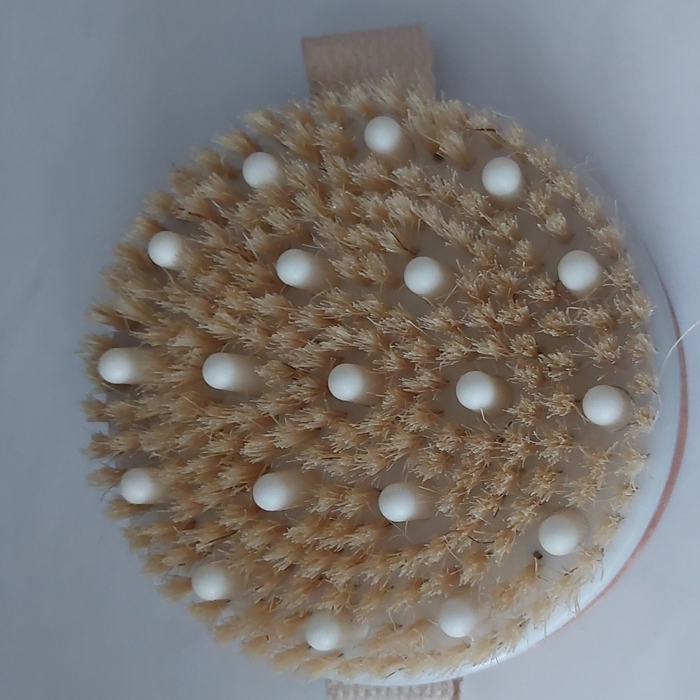 FREE with Bundle, NWOT DETOX MASSAGE BRUSH  from FROWNIES